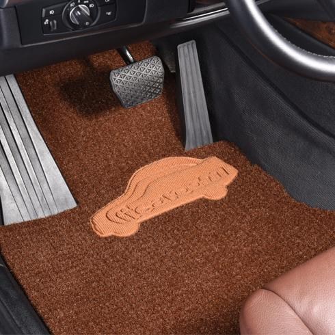 清洗地毯切勿全部放在水中？